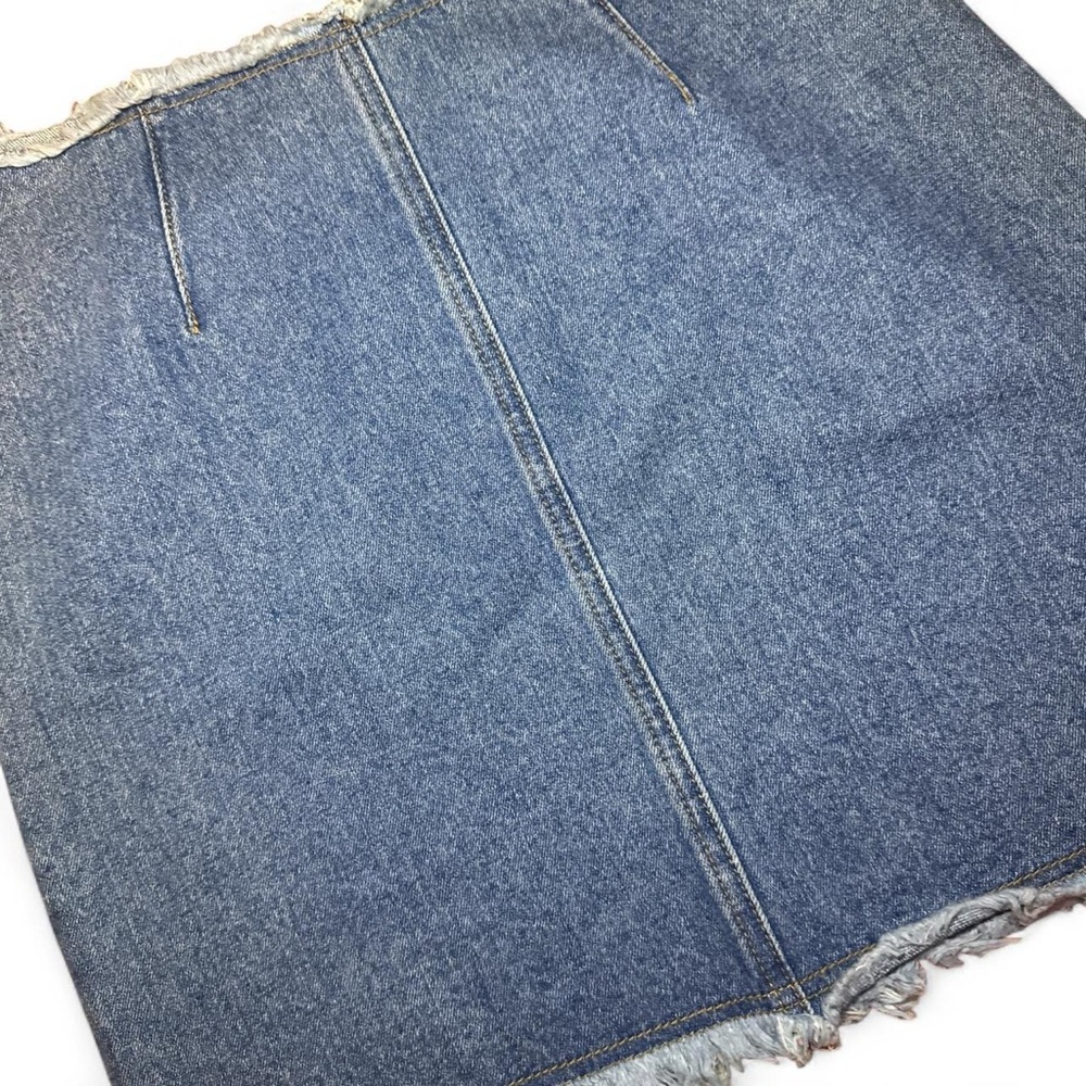 NWT MINKPINK x MP|D Women's In Theory Frey Hem Denim Mini Skirt — SMALL - Picture 4 of 6